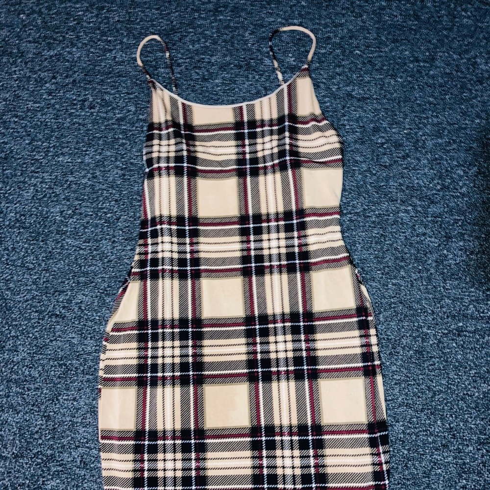 Medium mini short dress